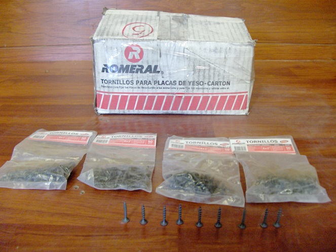Caja Tornillos 6x1