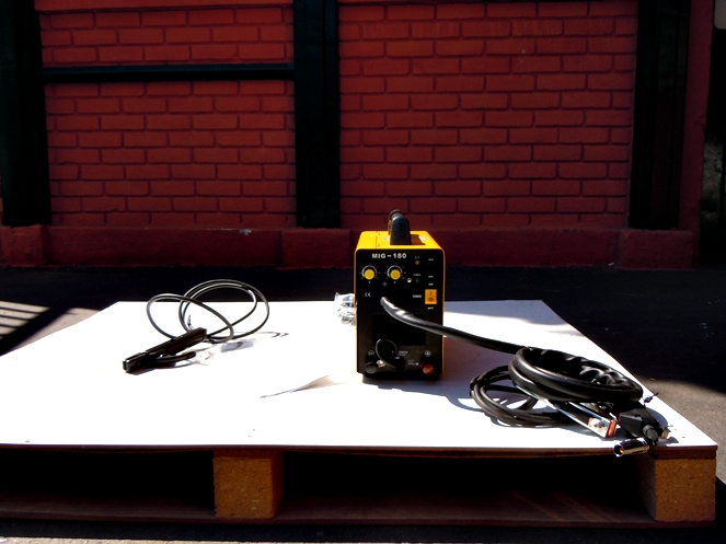 Soldadora Mig + Arco 220 Volt / Mig-180 + Arco 