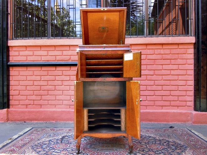 Victrola con Mueble / Antigüedades / Usado #4