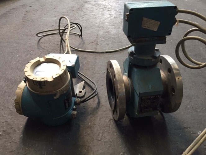 Cuenta Litros por inducción / Endress + Hauser / Usado #2