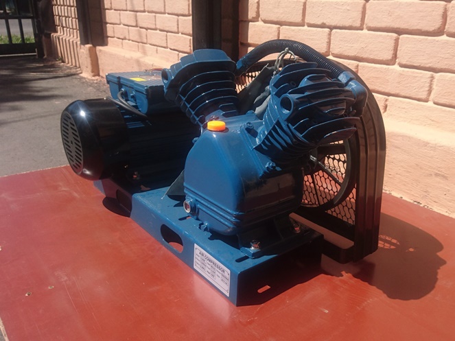 Cabezal y Motor 3 Hp Motor Eléctrico 220 Volt / Alfamaq  #4