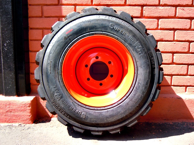 Rueda Completa (Llanta y Neumático) WL915 / Medida 12-16.5 #2