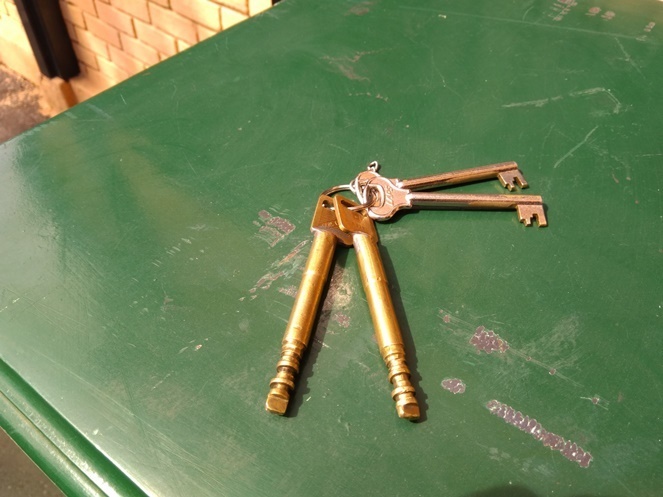 Caja Fuerte / Pierre Haffner Sarreguemines con llaves/ 114 / Usada #9