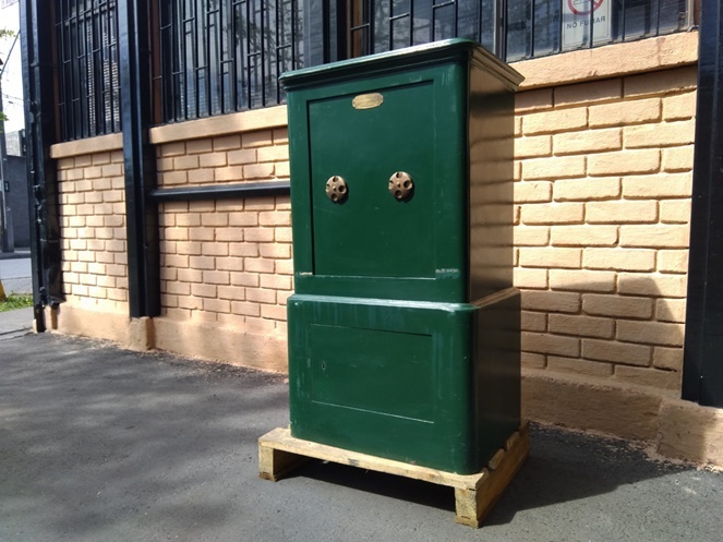 Caja Fuerte / Pierre Haffner Sarreguemines con llaves/ 114 / Usada #2