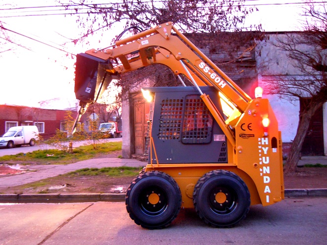 Aditamento Martillo Demoledor De Minicargador #3