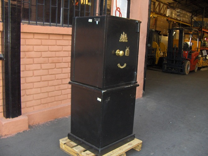 Caja Fuerte /  Dread Nought Safe Pedestal Negro / Usada / 3 #3