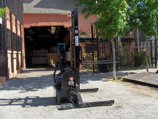 Elevador Full Eléctrico Ancho / Alfamaq  #3