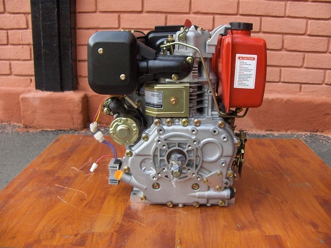 Motor Diesel Partida Eléctrica / 10 Hp Alfamaq  #4