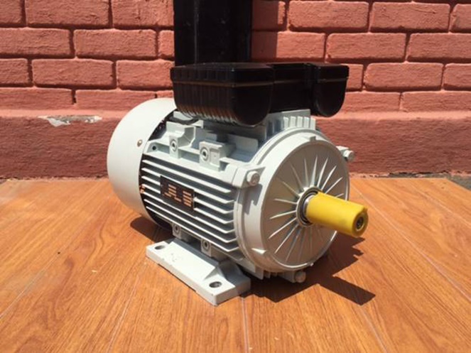 Motor 5.5 Hp / Cobre / 220 V / 1.450 rpm / Alfamaq  #2
