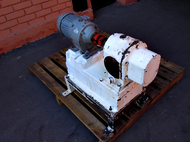 Motobomba Líquido Denso Blanco y Gris / Usada #2