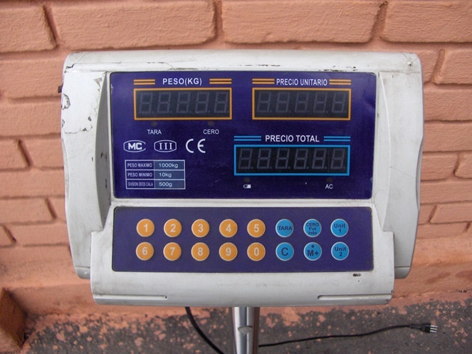 Pesa Electrónica / Marca MC-111 / capacidad 1.000 Kilos / Usada #3