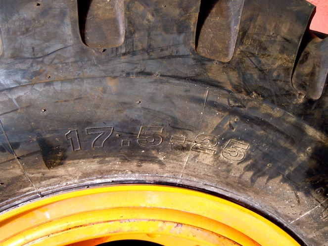 Rueda Completa (Llanta y Neumático) WL936 / Medida 17.5 - 25 #3