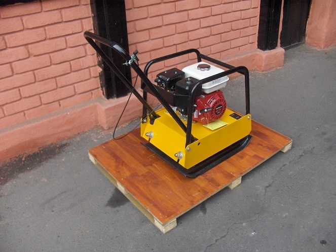 Placa Compactadora Alfamaq / VB-120 / Motor Honda 5.5 HP  #3