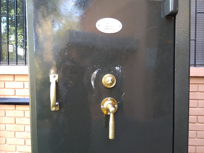 Caja Fuerte / Marca E. Hinze / 159 / Usado #5