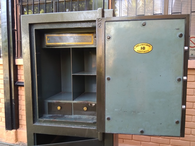 Caja Fuerte / Marca E. Hinze / 159 / Usado #12