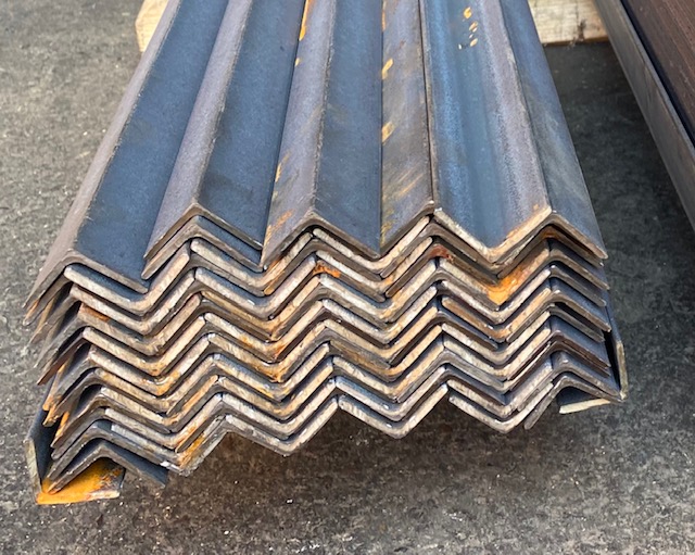 Angulo Laminado 30 x 30 x 3 x 6.000 mm #2