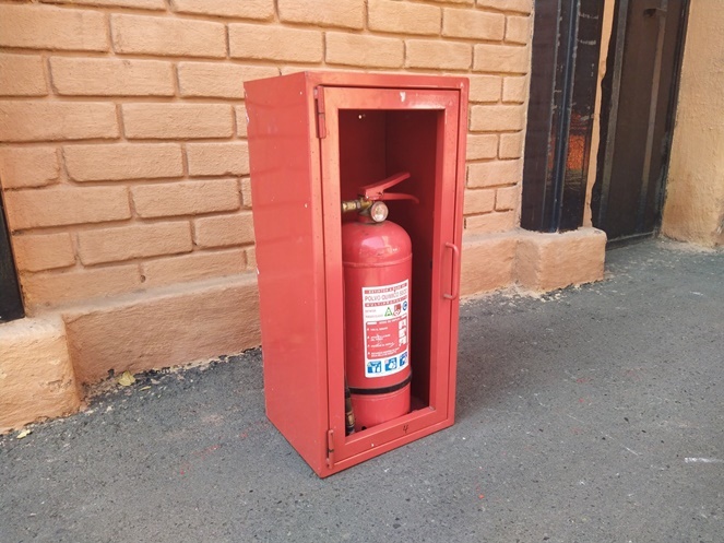 Caja Extintor 10 kg / Usado #2