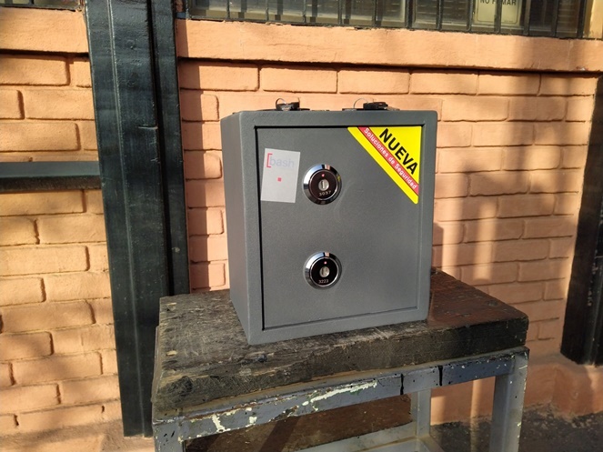 Caja Fuerte Bash Doble llave / Usado / 186 #3