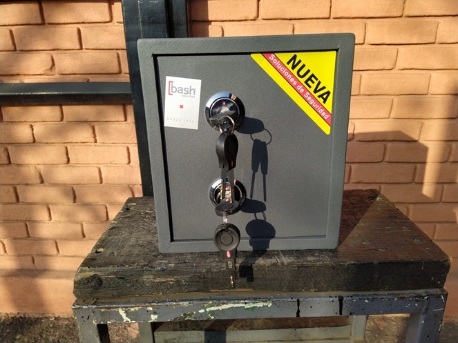 Caja Fuerte Bash Doble llave / Usado / 186 #6