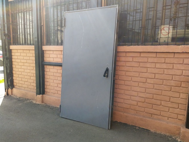 Puerta Seguridad Galv / NovoF60 / 1.000 x 2.040 mm / Izquierda / Bash #3