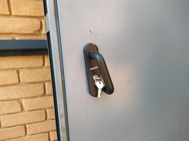 Puerta Seguridad Galv / NovoF60 / 1.000 x 2.040 mm / Derecha / Bash #4