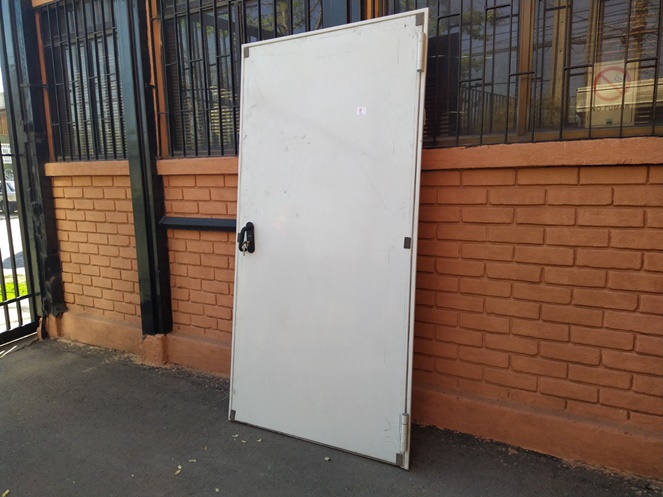 Puerta Seguridad / NovoF60 / 1.000 x 2.030 mm / Derecha / Bash #3