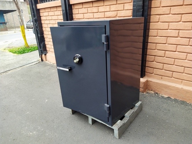 Caja Fuerte / Bash con clave  / Usado / 182 #4