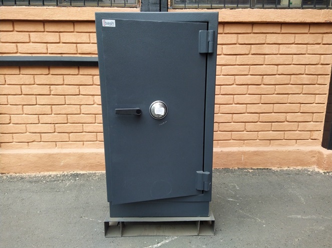 Caja Fuerte / Bash con Clave / Usado / 185 #2