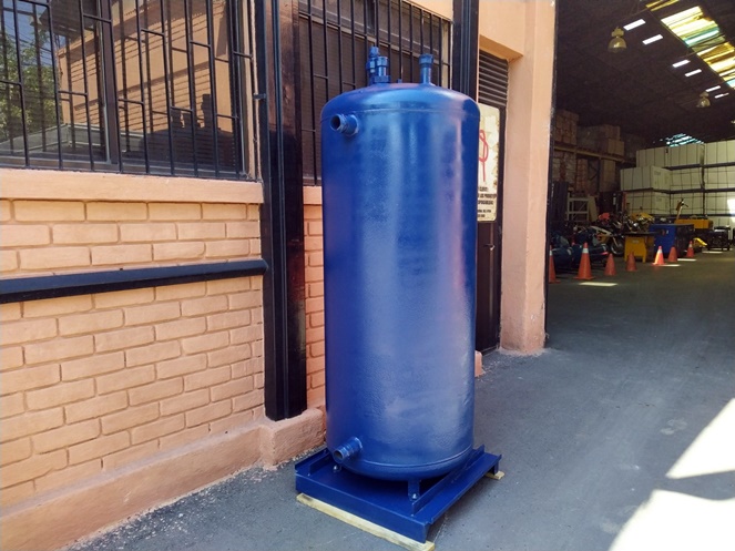 Estanque Aire / Acero Carbono / 600 Lts aprox / Usado #6