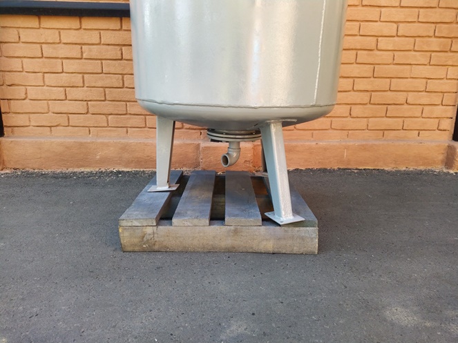 Estanque Aire 1.000 lts Aprox / Acero carbono / Usado #3