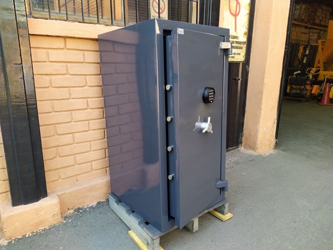 Caja Fuerte / Bash / con clave digital / Usado / 195 #2
