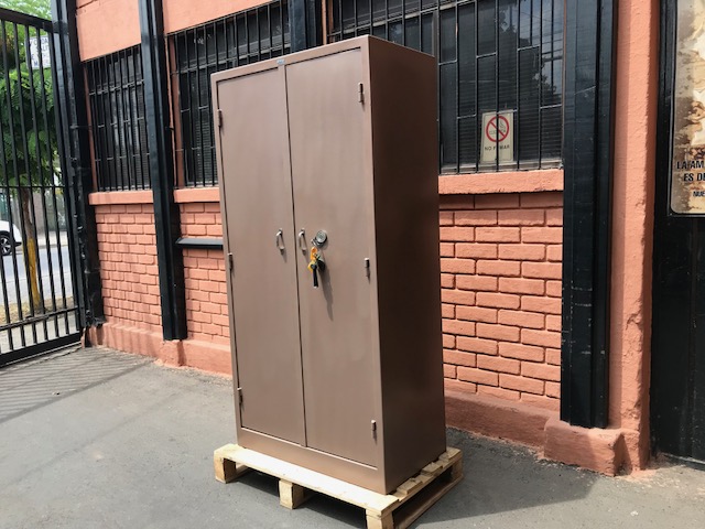 Caja Fuerte Ropero de Seguridad / Bash / con Llave / 206 / Usado  #3