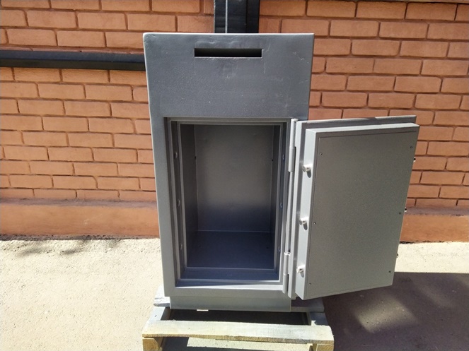 Caja de Fuerte / Buzon / Bash / Gris con 2 llaves / Usado / 210 #7