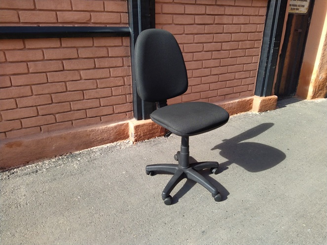 Silla escritorio giratoria Negra / Usado  #2