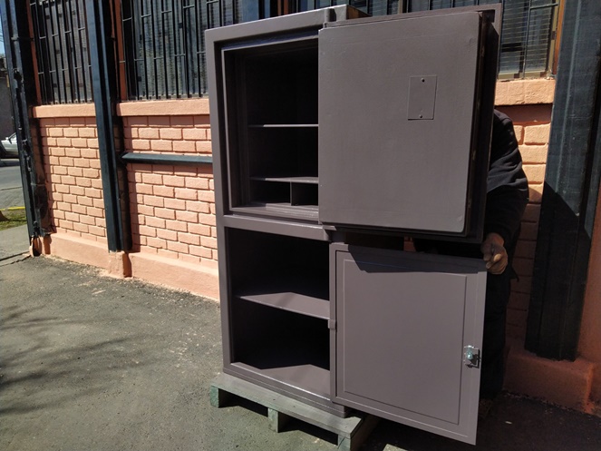 Caja Fuerte Marca Bash / Café con Clave / Usado / 248 #7