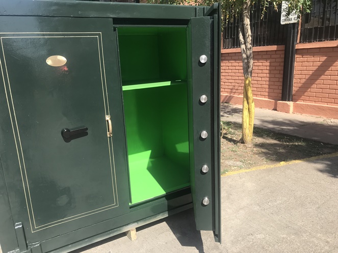 Caja de Fondos marca Hinze & Bostelmann / con llave / 262 / Usada #5