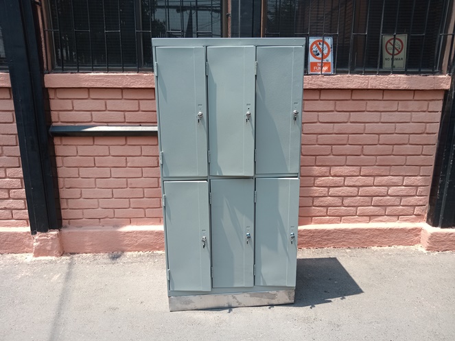 Locker 6 Puertas Gris con Cerradura y 2 Llaves por Puerta / Usado #3