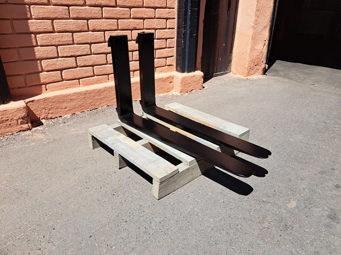 Par de Uñas / Usado / 420 x 100 x 920 mm / N1 #2