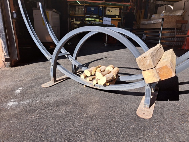 Leñera Estructura Metálica / Usado #4