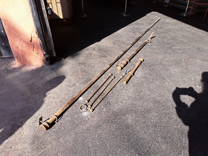 Barras metálicas para cortinas / Usado #2