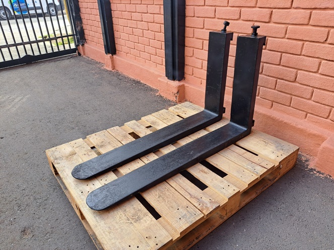 Par de Uñas para Gruas / Usado / N5 #3