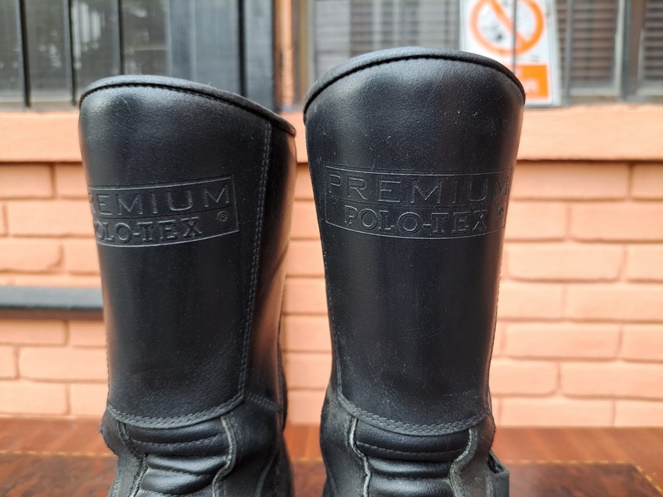 Par de Botas Marca Premium Polo-Tex / Usado #4