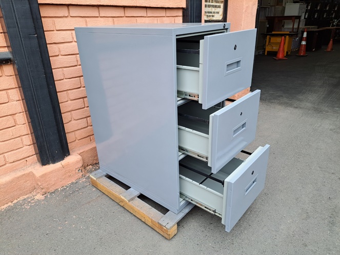 Kardex Metálico de Seguridad / Gris, 3 cajones con llaves / Usado #5