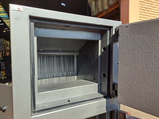 Caja Fuerte Doble / 3 Puertas / Buzón / Marca Bash / con clave y llave / Usado / 269   #3