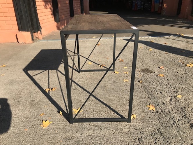 Mesa Escritorio / Base Metalica / Cubierta Madera / Usado #2
