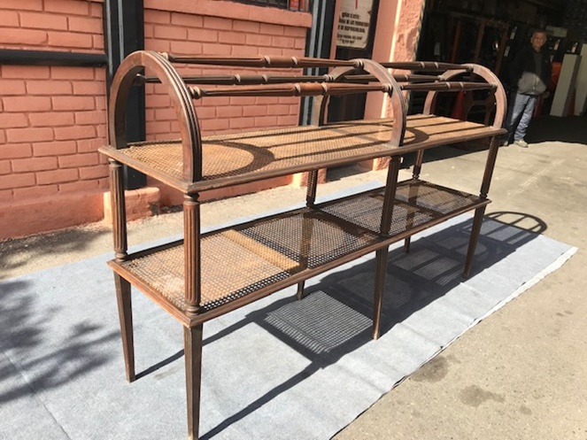 Mueble Antiguo Madera Tallada / 2 divisiones / Enjuncada / Usado / 35 #2