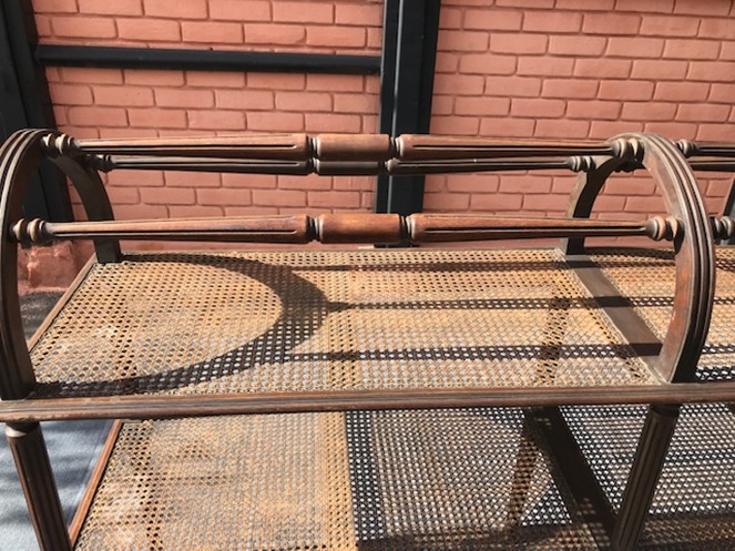 Mueble Antiguo Madera Tallada / 2 divisiones / Enjuncada / Usado / 35 #3