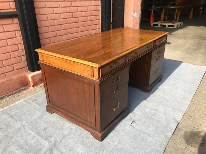 Escritorio Madera Enchapado Encina / 9 cajones / 2 puertas / Usado / 48 #2