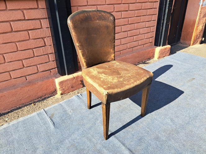 Silla Madera / Tapiz Cuero Cafe / Usado / 63 #2