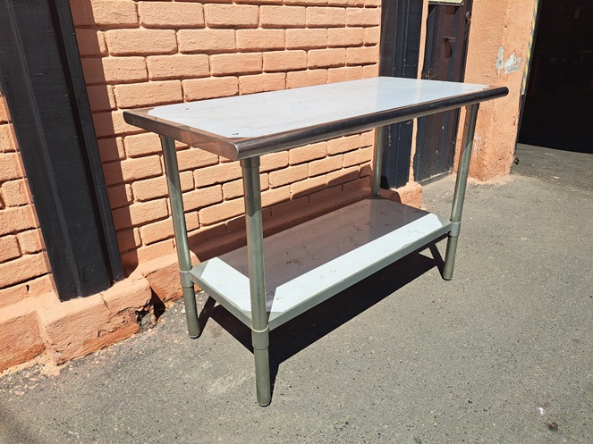 Mesón Acero Inoxidable ECO 0.60 x 1.20 Mt / Cubierta Acero Inox  #6